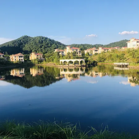 Fairy Lake Junheng Resort
