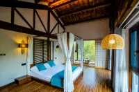 October B & B Hotels near Xialin Jiutian Silver Waterfall Scenic Area
