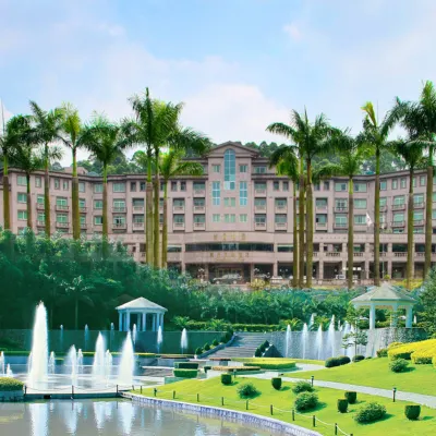 Fontainebleau Hotel Hotels near Shequ Culture Square