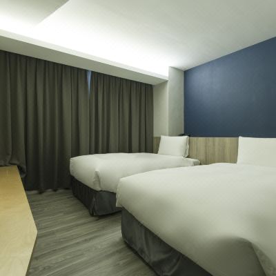Superior Twin Room Sparrow Hotel Promo Code