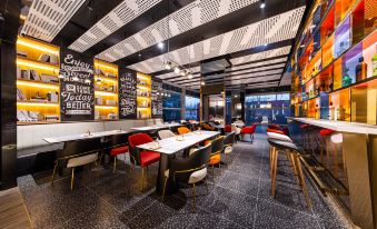 Ibis Beijing North seven Wendu Water City Hotel