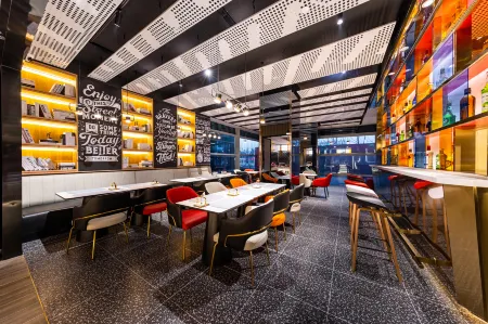 Ibis Beijing North seven Wendu Water City Hotel Отели рядом с достопримечательностью «Zhenggezhuang Wenyuhe Park»