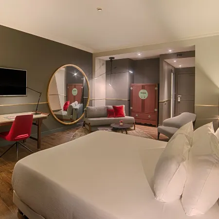 NH Collection Porta Nuova Отели рядом с достопримечательностью «Комплекс 10 Corso Como»