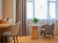 Super 8 premier Hotels in Jiashi