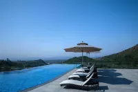 Zhongzhou Yueyin Fuxishan Huimeng Mountain Residence - Swimmingpools
