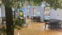 For example, Fujia Hotel
