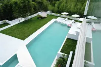 Yunfan Mogan Designer Light Luxury Homestay - مسبح غير متناهي