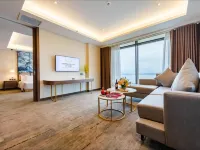 孟清下龍中英豪華酒店 鄰近下龍灣太陽世界主題公園的酒店