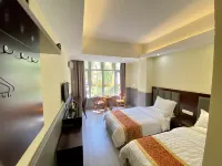Kangding Fengchen Hotel