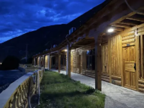 Dejicang B&B