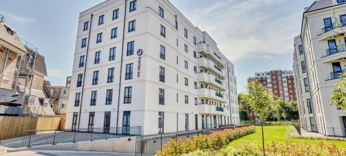 Premier Inn Bournemouth West Cliff Hotel di Bournemouth