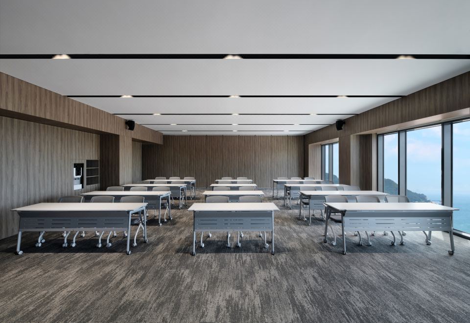 마티에 오시리아 주변 환경