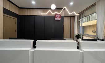 Junyi Chain Hotel (Wuxiang Yingbin Street)