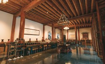 Xiheyuan Homestay (Jianshui Ancient City Small Train Store)