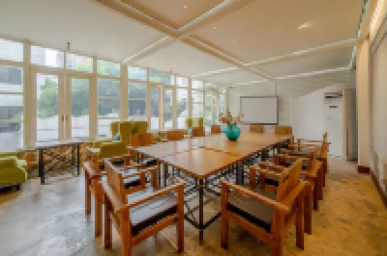 Juyuan Hotel (Cover Bridge Zhuoda Plaza)