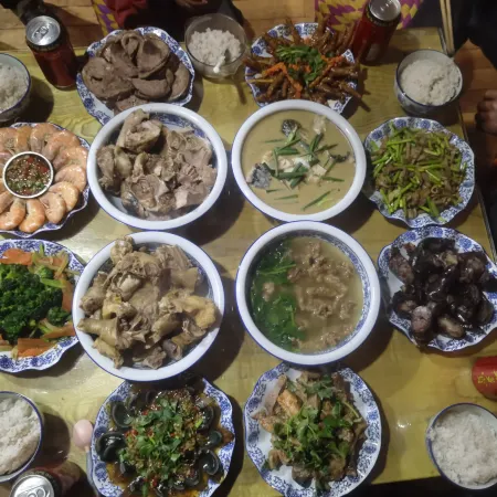 Nü'erguo Lacuo Jiayuan Chinese Inn