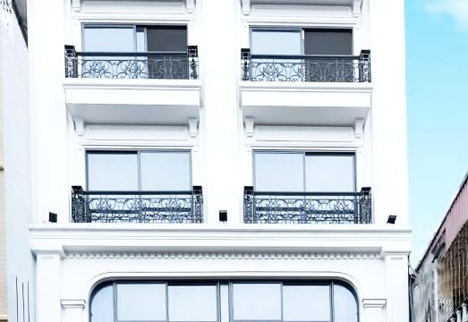 현대적인 호텔 객실 전경