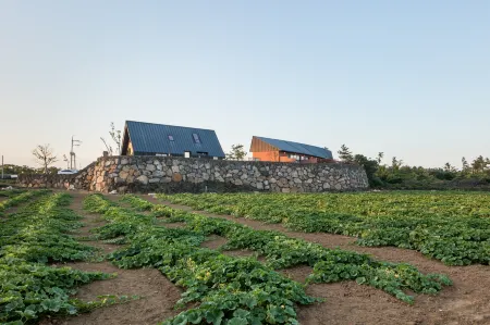 OHYUNGJAE Отели рядом с достопримечательностью «Dolgeobugi Suseok Bakmulkwan»
