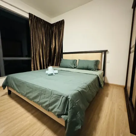 Seaview 3B2R 10pax Condo Forest City 1A-808 Отели в г. Gelang Patah