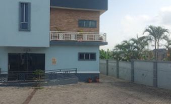 Eleventh House Hotel & Suites Ibadan