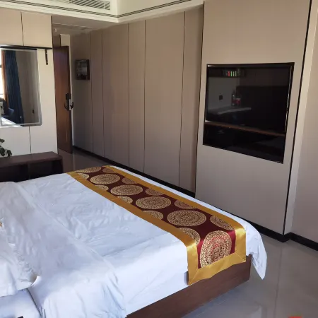 Erenhot Hualian International Hotel