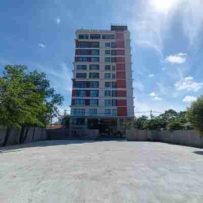 Holiday Pier Hotel Hotel Exterior