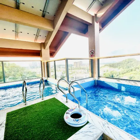 Golden Flower Hot Springs Hotel