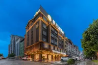 Mingyue Lake Hotel (Baise Tianyang Branch) Hotels near Lianzheng Square