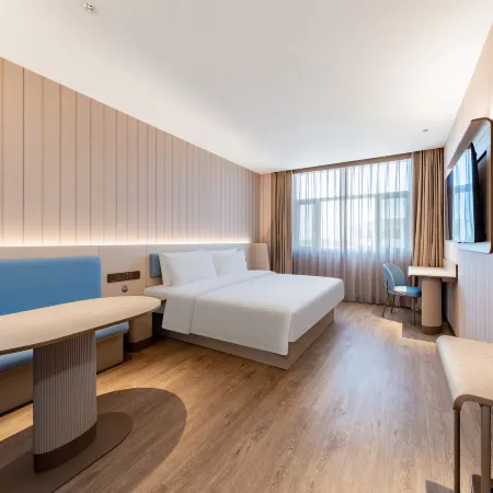 HanTing Hotel (Ordos Uxin Banner Galutu Town)