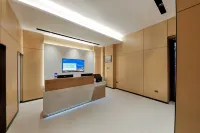 Pullman Hotel (Yantai Jinshatan Zhenhua Shopping Center)