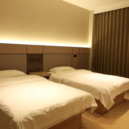 Sanhe International Hotel