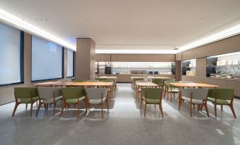 All Seasons Fuzhou Changle Shiyang Metro Hotel