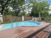 Sea Wave Holiday Villa (Zhuhai Haiquan Bay Store) Hotels near Ocean Spring Resort