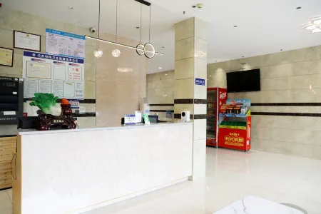 Qichun New Land Hotel