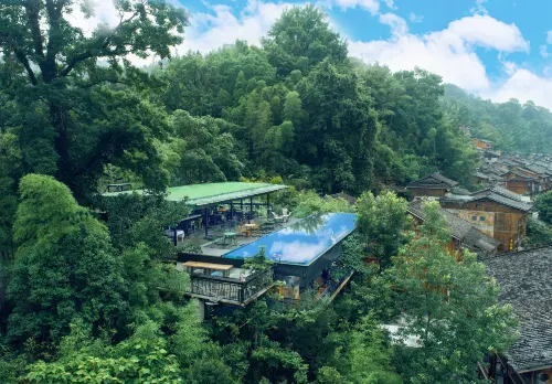 Liping Zhaoxing Landscape Resort Hotels in Liping