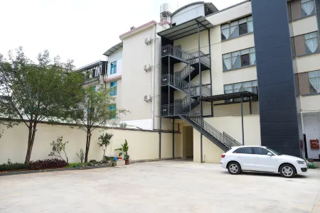 Baoshan Yujia Hotel Отели рядом со станцией Baoshan Railway Station