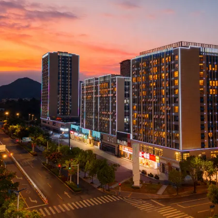 Jiangwan Four Seasons Art Movie Hotel (Ningguo Wannan Chuan-Zang Line)