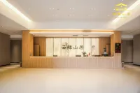 Yunfeng Mountain Retreat