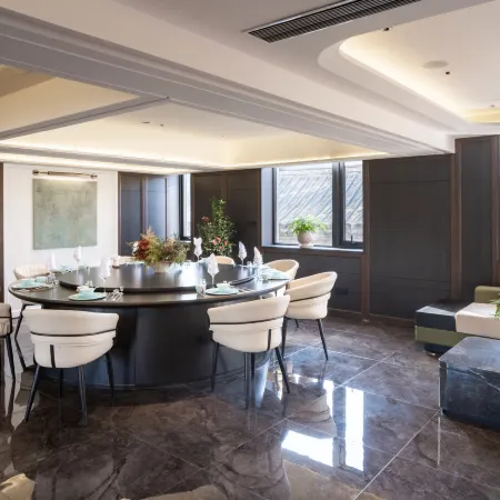 Beijing Dongfang Jingdi Ruhua Jiangnan Hidden Luxury Resort Courtyard (Wangfujing Tian'anmen)