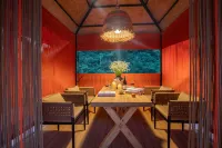 Zunyi Granary · Persimmon Tree Side Mountain Estate Vacation Apartment - bar