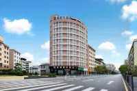 Yuedun International Hotel - Pet Friendly