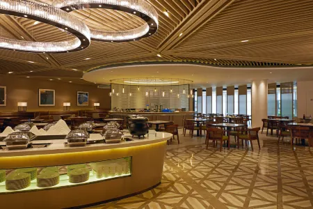 Siko Grand Hotel Suzhou Yangcheng Lake Отели рядом с достопримечательностью «Yangcheng Lake Lotus Island»