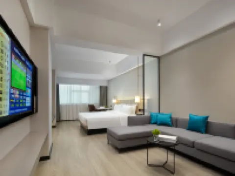 Borrman Jinhuangguan Hotel (Liuzhou Five Star Pedestrian Street) Hotels in Liuzhou