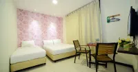 Casa Hotel Near KLIA 1 - balcony