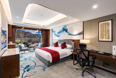 Songpan Taiyanghe International Hotel Hotel dekat Munigou Scenic Resort