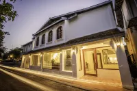 Le Luxe Boutique Hotel Hotel a Mekong Riverside