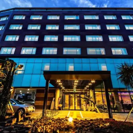 Jeju Galaxy Hotel Отели рядом с достопримечательностью «Храм Сонкванса»