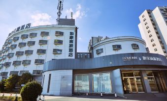 Motel 168 (Shanghai Jinshajiang Road Daduhe Road Metro Station)