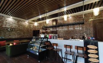 Qingshan Homestay in Weinan