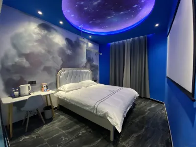 Zaozhuang Later Film Theme Hotel Hotel a Yicheng District Center